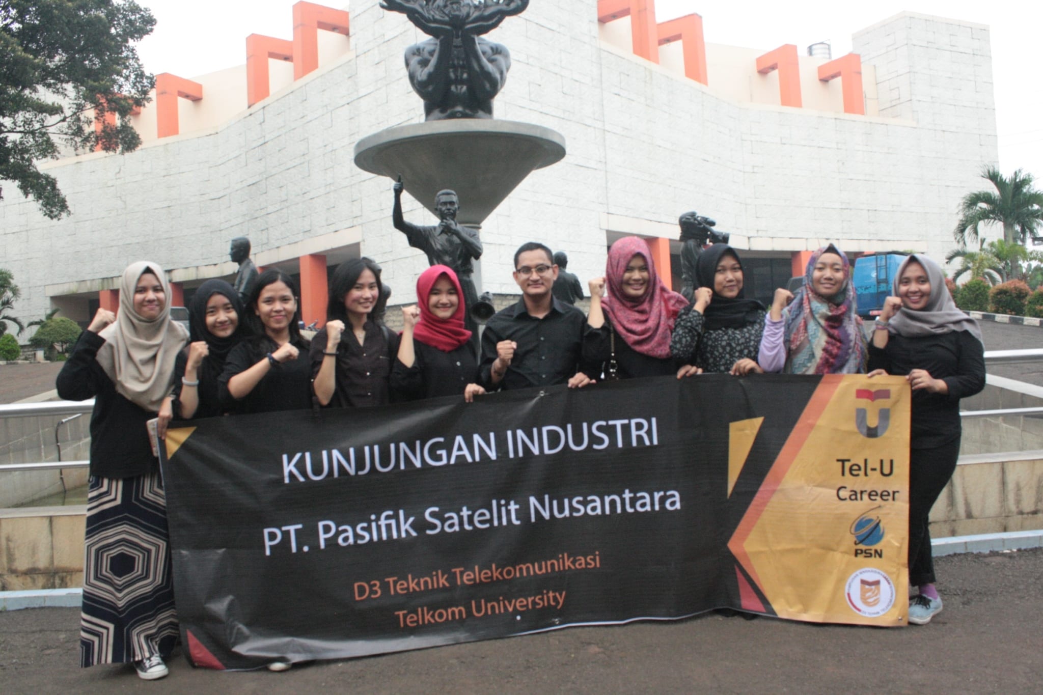 Kunjungan Industri PT. Pasifik Satelit Nusantara
