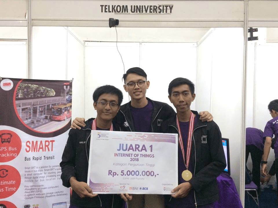 Juara 1 Telkom University IoT Competition 2018