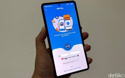 Bayar Tinggal ‘Tap’ Pakai HP: Keajaiban di Balik Dompet Digital dan Pembayaran Non-Tunai (Yang Dijaga Keamanannya oleh Sistem Terenkripsi di Server Pusat)